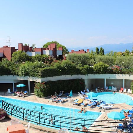 Hotel Residence Holiday Sirmione Exterior foto