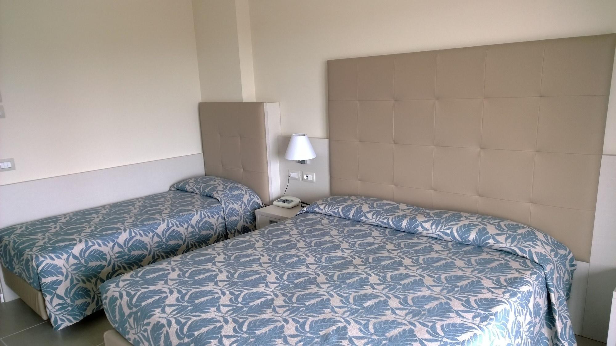 Hotel Residence Holiday Sirmione Exterior foto