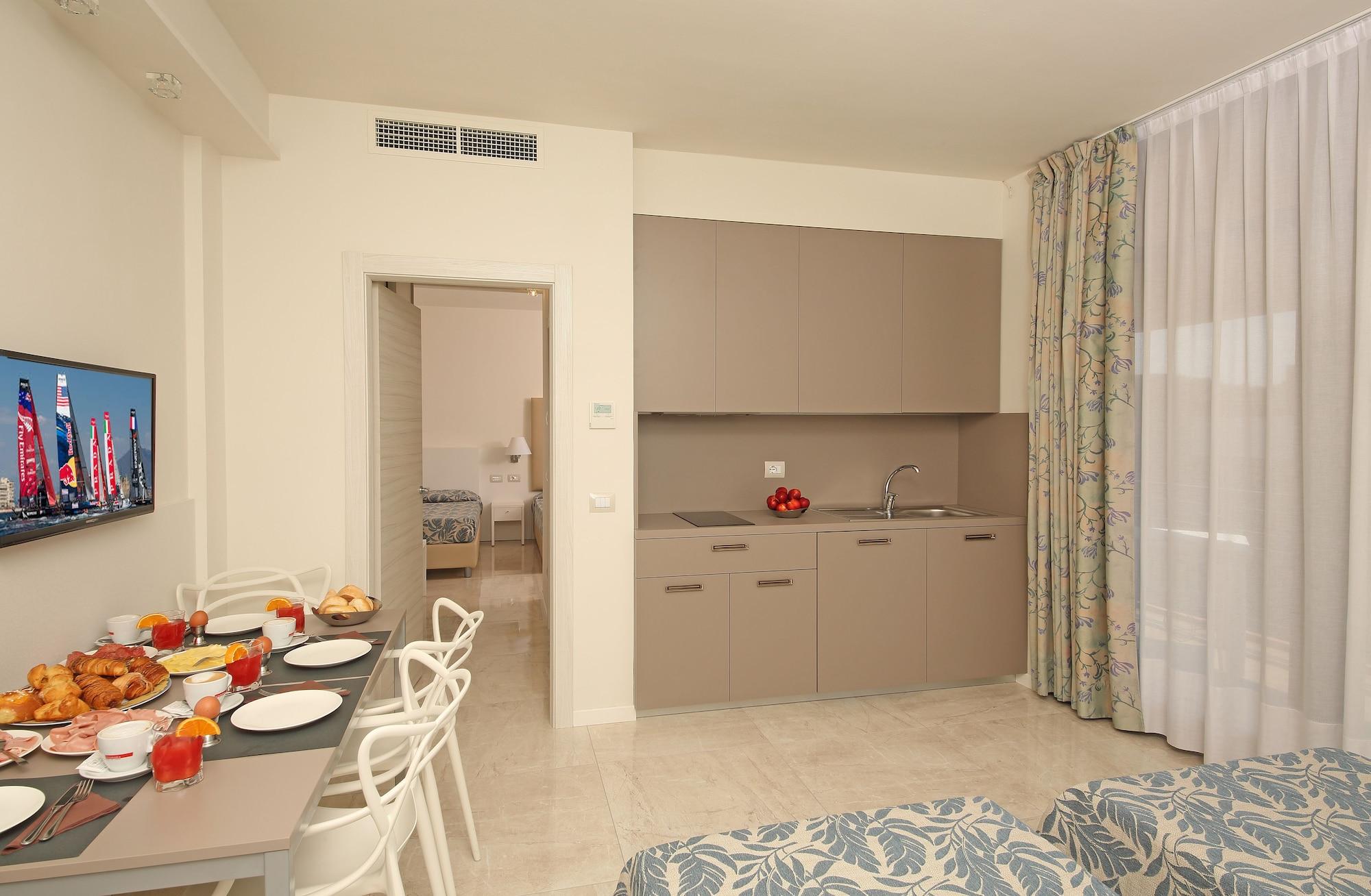 Hotel Residence Holiday Sirmione Exterior foto
